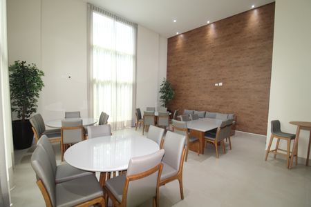 Apartamento à venda com 66m², 2 quartos e 1 vagaÁrea Comum