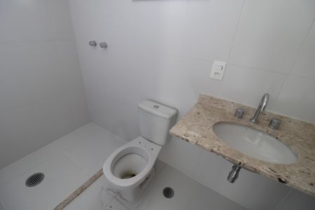 Apartamento à venda com 66m², 2 quartos e 1 vagaQuarto 2 - Banheiro