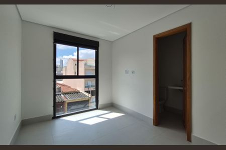 Casa à venda com 194m², 3 quartos e 4 vagasSuíte