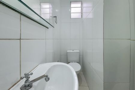 Casa para alugar com 105m², 3 quartos e sem vagaBanheiro Corredor