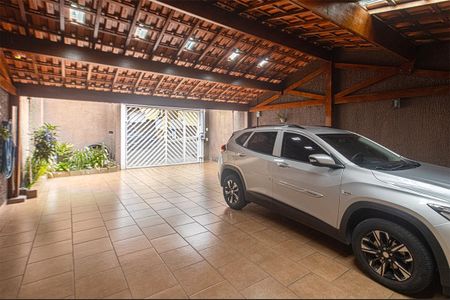 Casa à venda com 154m², 2 quartos e 4 vagasGaragem