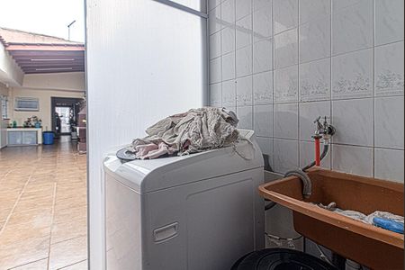 Casa à venda com 154m², 2 quartos e 4 vagasÁrea de Serviço