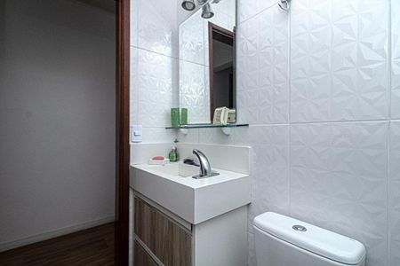 Casa à venda com 154m², 2 quartos e 4 vagasBanheiro da Suíte