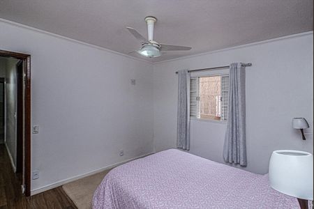 Casa à venda com 154m², 2 quartos e 4 vagasSuíte