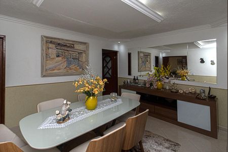 Casa à venda com 154m², 2 quartos e 4 vagasCopa