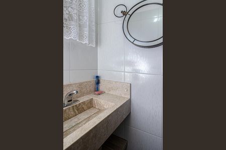 Casa à venda com 154m², 2 quartos e 4 vagasLavabo