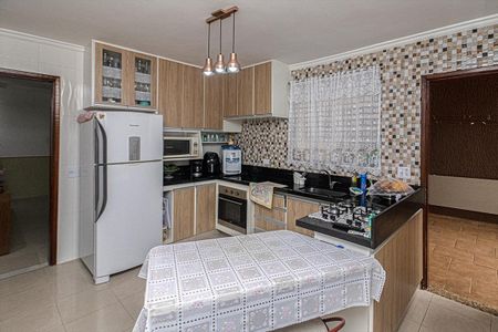 Casa à venda com 154m², 2 quartos e 4 vagasCozinha
