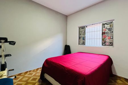 Casa à venda com 260m², 4 quartos e 2 vagas Casa à venda com 260m², 4 quartos e 2 vagasQuarto 1