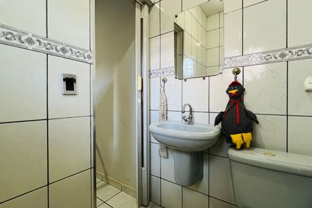 Casa à venda com 260m², 4 quartos e 2 vagas Casa à venda com 260m², 4 quartos e 2 vagasBanheiro da Suíte