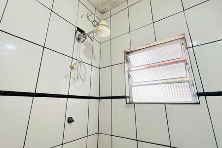 Casa à venda com 260m², 4 quartos e 2 vagas Casa à venda com 260m², 4 quartos e 2 vagasBanheiro de Serviço