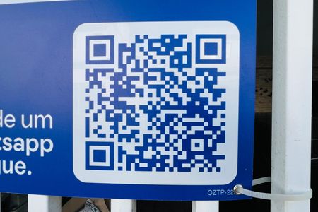 Casa à venda com 260m², 4 quartos e 2 vagas Casa à venda com 260m², 4 quartos e 2 vagasPlaca