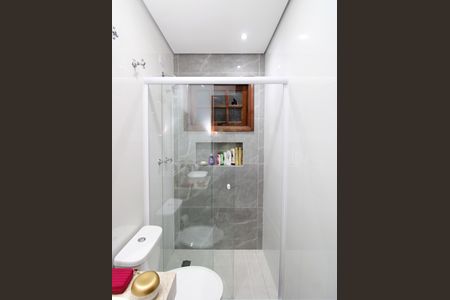 Casa para alugar com 300m², 4 quartos e 6 vagasBanheiro da Suíte 1