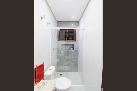 Casa para alugar com 300m², 4 quartos e 6 vagasBanheiro Social