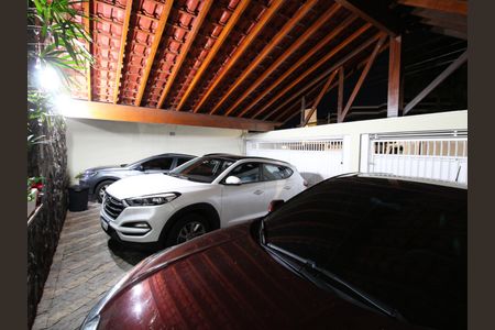 Casa para alugar com 300m², 4 quartos e 6 vagasGaragem