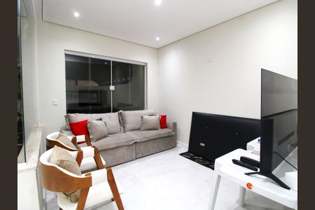 Casa para alugar com 300m², 4 quartos e 6 vagasSala de TV