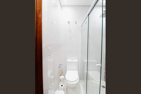 Casa para alugar com 300m², 4 quartos e 6 vagasBanheiro da Suíte 2