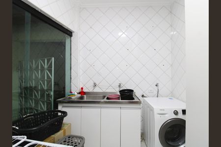 Casa para alugar com 300m², 4 quartos e 6 vagasÁrea de Serviço