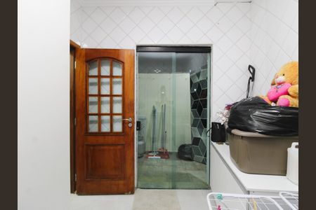 Casa para alugar com 300m², 4 quartos e 6 vagasÁrea de Serviço