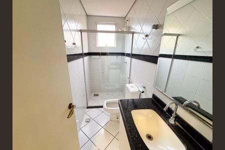 Apartamento à venda com 185m², 3 quartos e 5 vagasBanheiro