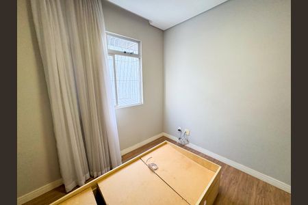 Apartamento à venda com 185m², 3 quartos e 5 vagasQuarto 2