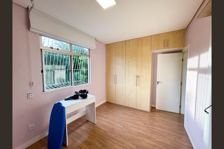 Apartamento à venda com 185m², 3 quartos e 5 vagasQuarto 3