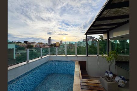 Apartamento à venda com 185m², 3 quartos e 5 vagasCobertura