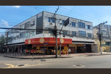 Apartamento para alugar com 77m², 2 quartos e 1 vagaFachada