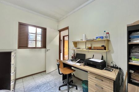 Casa à venda com 500m², 3 quartos e 5 vagas Casa à venda com 500m², 3 quartos e 5 vagasQuarto 3