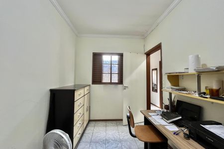 Casa à venda com 500m², 3 quartos e 5 vagas Casa à venda com 500m², 3 quartos e 5 vagasQuarto 3