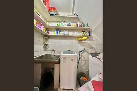 Casa à venda com 500m², 3 quartos e 5 vagas Casa à venda com 500m², 3 quartos e 5 vagasÁrea de Serviço