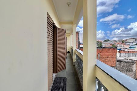Casa à venda com 500m², 3 quartos e 5 vagas Casa à venda com 500m², 3 quartos e 5 vagasVaranda do quarto 2