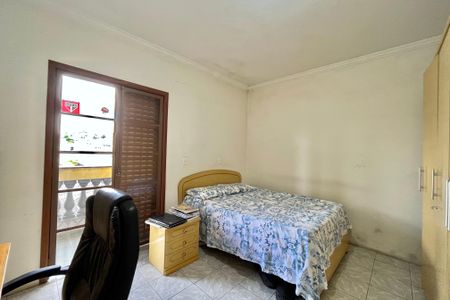 Casa à venda com 500m², 3 quartos e 5 vagas Casa à venda com 500m², 3 quartos e 5 vagasQuarto 2