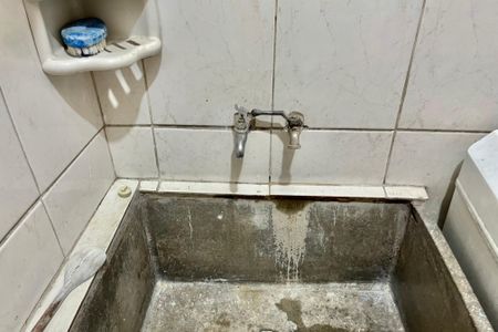 Casa à venda com 500m², 3 quartos e 5 vagas Casa à venda com 500m², 3 quartos e 5 vagasÁrea de Serviço