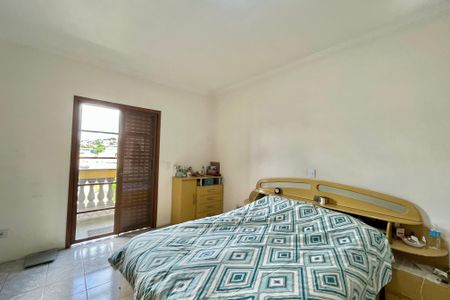 Casa à venda com 500m², 3 quartos e 5 vagas Casa à venda com 500m², 3 quartos e 5 vagasSuíte