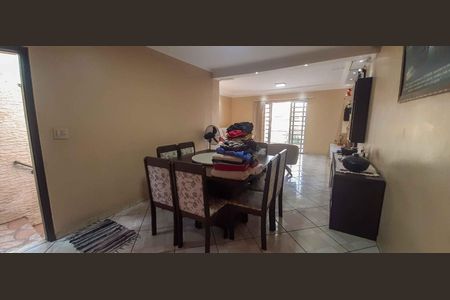 Casa à venda com 120m², 3 quartos e 2 vagasSala de Jantar