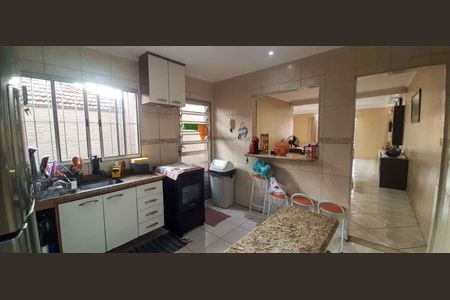 Casa à venda com 120m², 3 quartos e 2 vagasCozinha