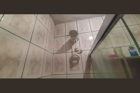 Casa à venda com 120m², 3 quartos e 2 vagasBanheiro 