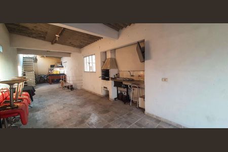 Casa à venda com 120m², 3 quartos e 2 vagasSalão de Festa