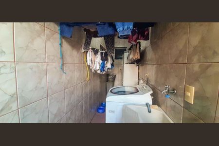 Casa à venda com 120m², 3 quartos e 2 vagasÁrea de Serviço