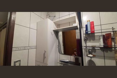 Casa à venda com 120m², 3 quartos e 2 vagasBanheiro da Suíte