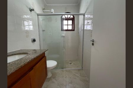 Casa à venda com 120m², 3 quartos e 2 vagas Casa à venda com 120m², 3 quartos e 2 vagasBanheiro da Suíte