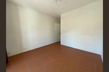 Casa à venda com 120m², 3 quartos e 2 vagas Casa à venda com 120m², 3 quartos e 2 vagasSuíte