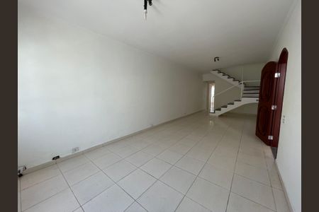 Casa à venda com 120m², 3 quartos e 2 vagas Casa à venda com 120m², 3 quartos e 2 vagasSala