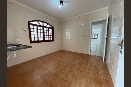Casa à venda com 120m², 3 quartos e 2 vagas Casa à venda com 120m², 3 quartos e 2 vagasCozinha