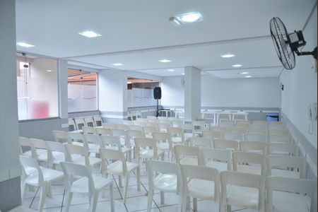 Apartamento à venda com 56m², 3 quartos e 1 vagaÁrea comum