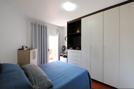 Casa à venda com 143m², 3 quartos e 4 vagasQuarto 1 ( Suíte )