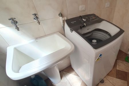 Casa à venda com 143m², 3 quartos e 4 vagasÁrea de Serviço