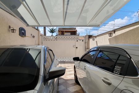 Casa à venda com 143m², 3 quartos e 4 vagasgaragem