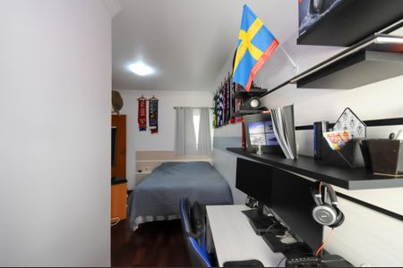 Casa à venda com 143m², 3 quartos e 4 vagasQuarto 2