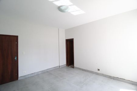 Apartamento para alugar com 140m², 3 quartos e 1 vagaSala